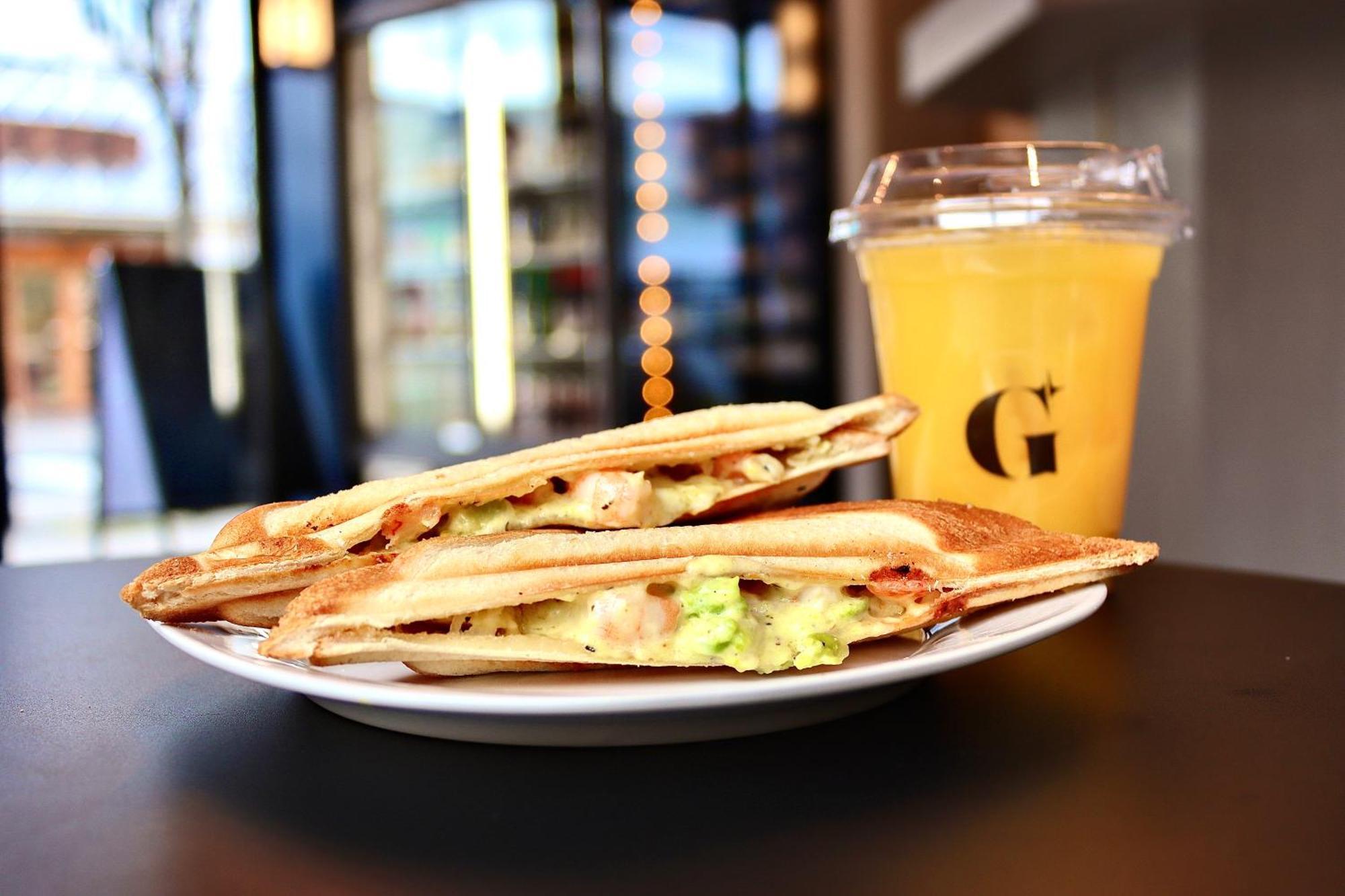 Gems Yufuin Hotel And Spa Cafe Bar 外观 照片